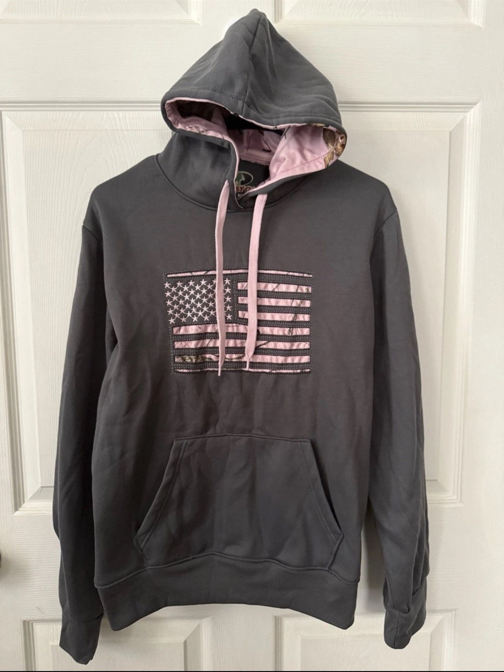 MOSSY OAK Women’s Gray/Pink Camo American Flag Pullover Hoodie M